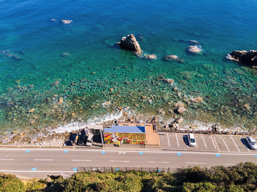 志賀島ドッグのフォトギャラリー。志賀島の透明度の高い海の風景